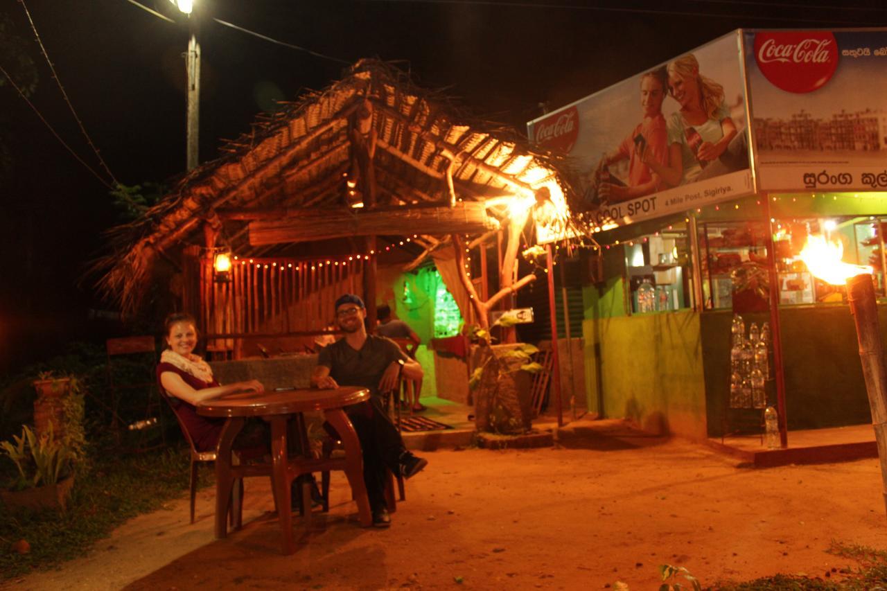 Mowgli Cottage Sigiriya Bagian luar foto